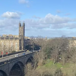 West End Townhouse Edinburgh
